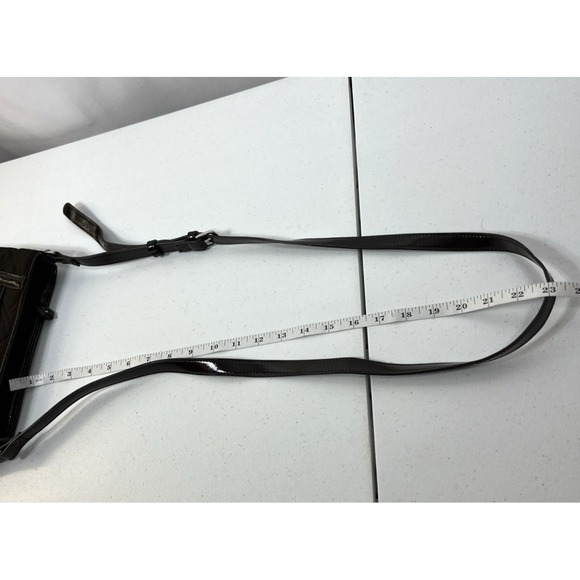 Vera Bradley Brown Trimmed Trapeze Quilted Fabric Faux Leather Crossbody Bag - Picture 13 of 13